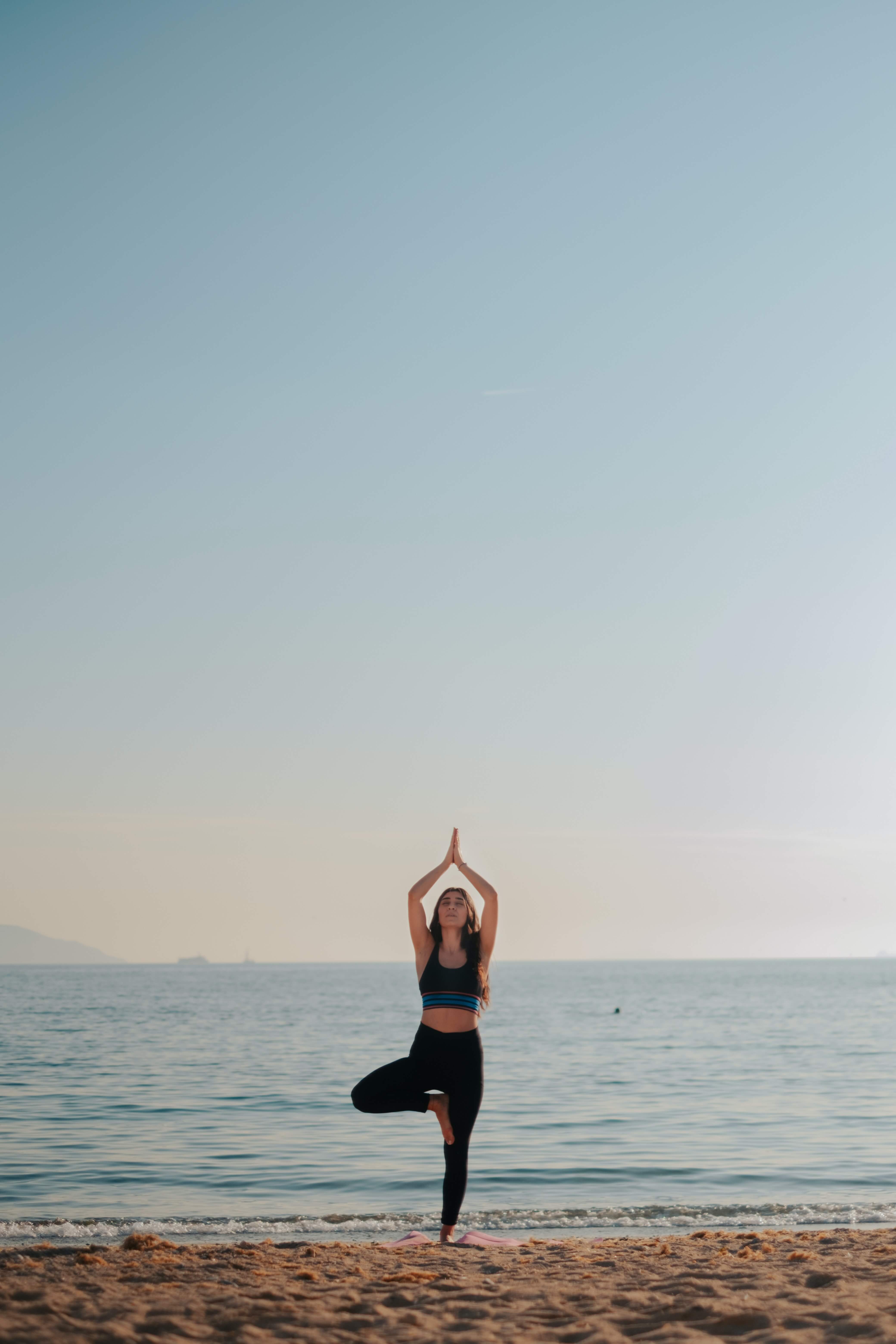 beach-yoga