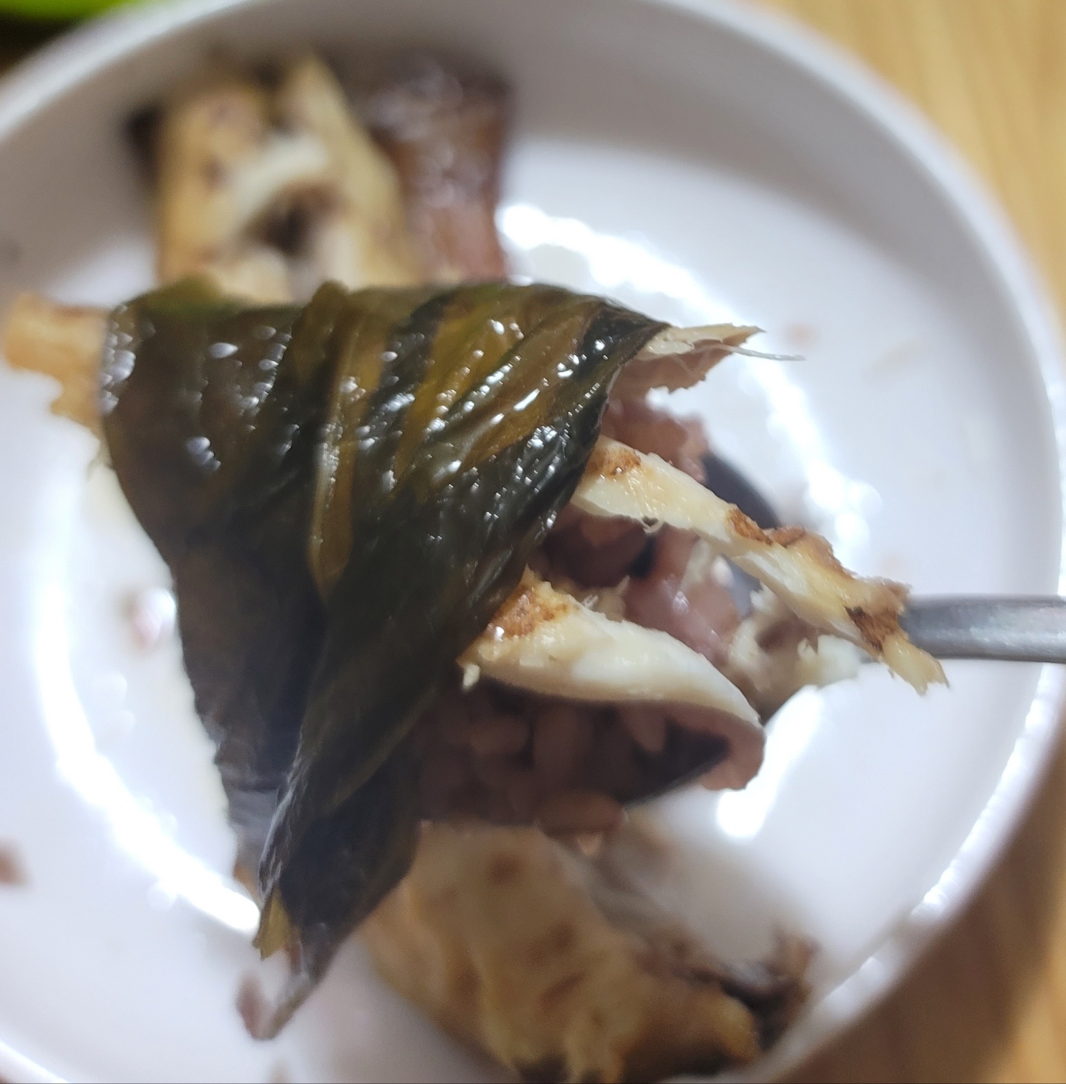 고등어구이와-양념깻잎장아찌-조합
