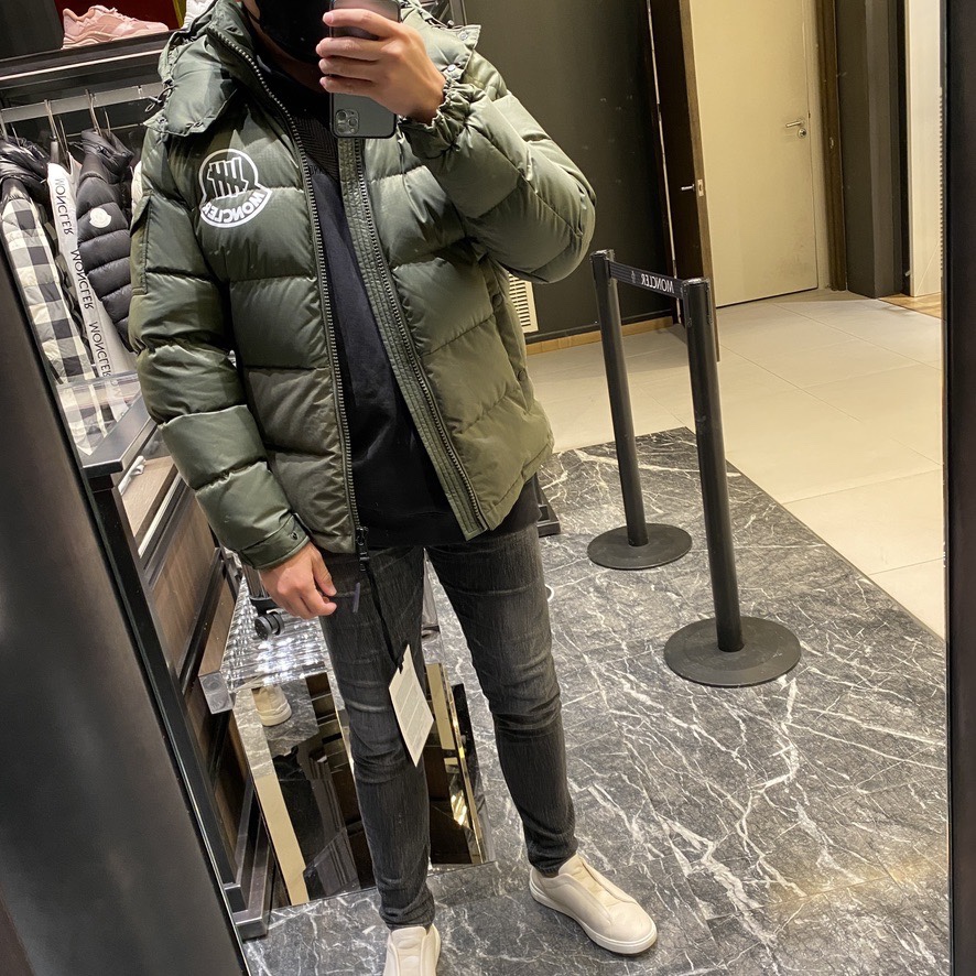  [MONCLER x UNDEFEATED] 몽클레어 20FW 1952 ARENSKY 다운 패딩 자켓 1A51710 C0642 833