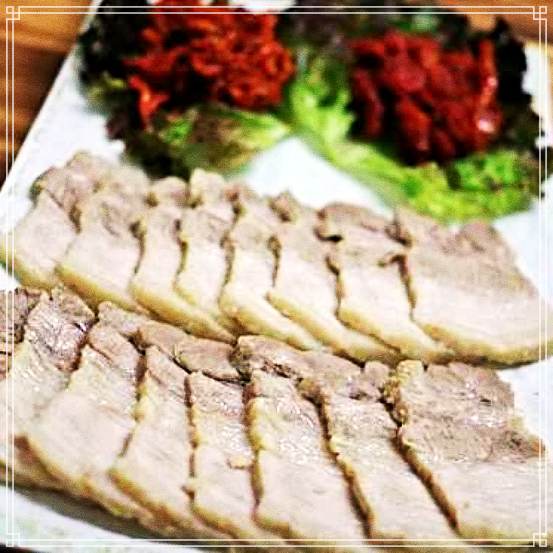  런닝맨 경주 분황사, 황룡사지 근처 물막국수, 비빔 막국수 맛집 664회 유재석 런닝 투어 수육, 곰국시 위치