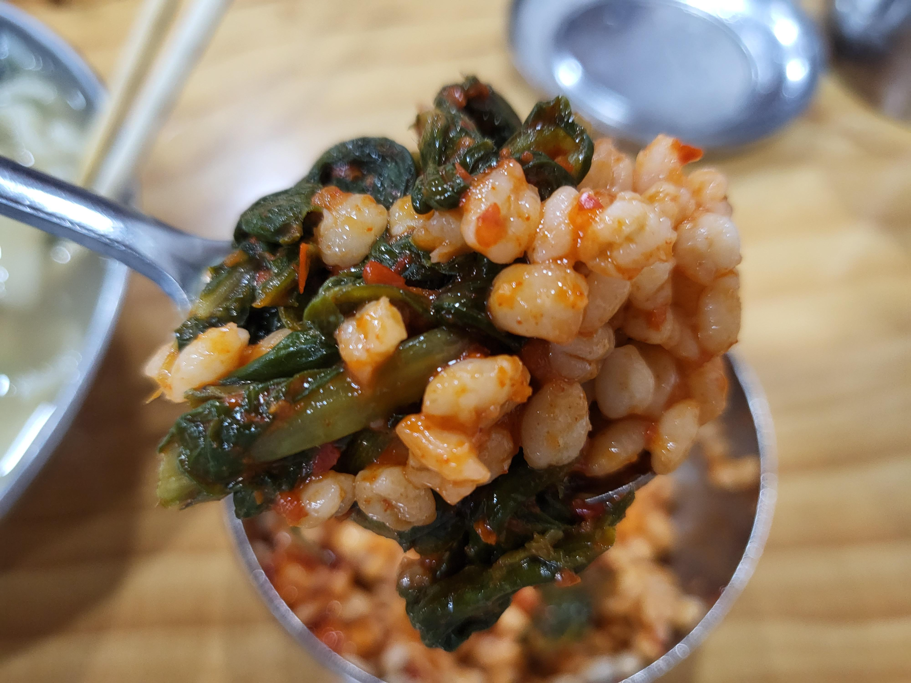 서운칼국수 - 보리밥