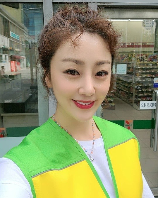 오나라, 김도훈이 21년째 사랑하는 미모…40대 후반 맞아?