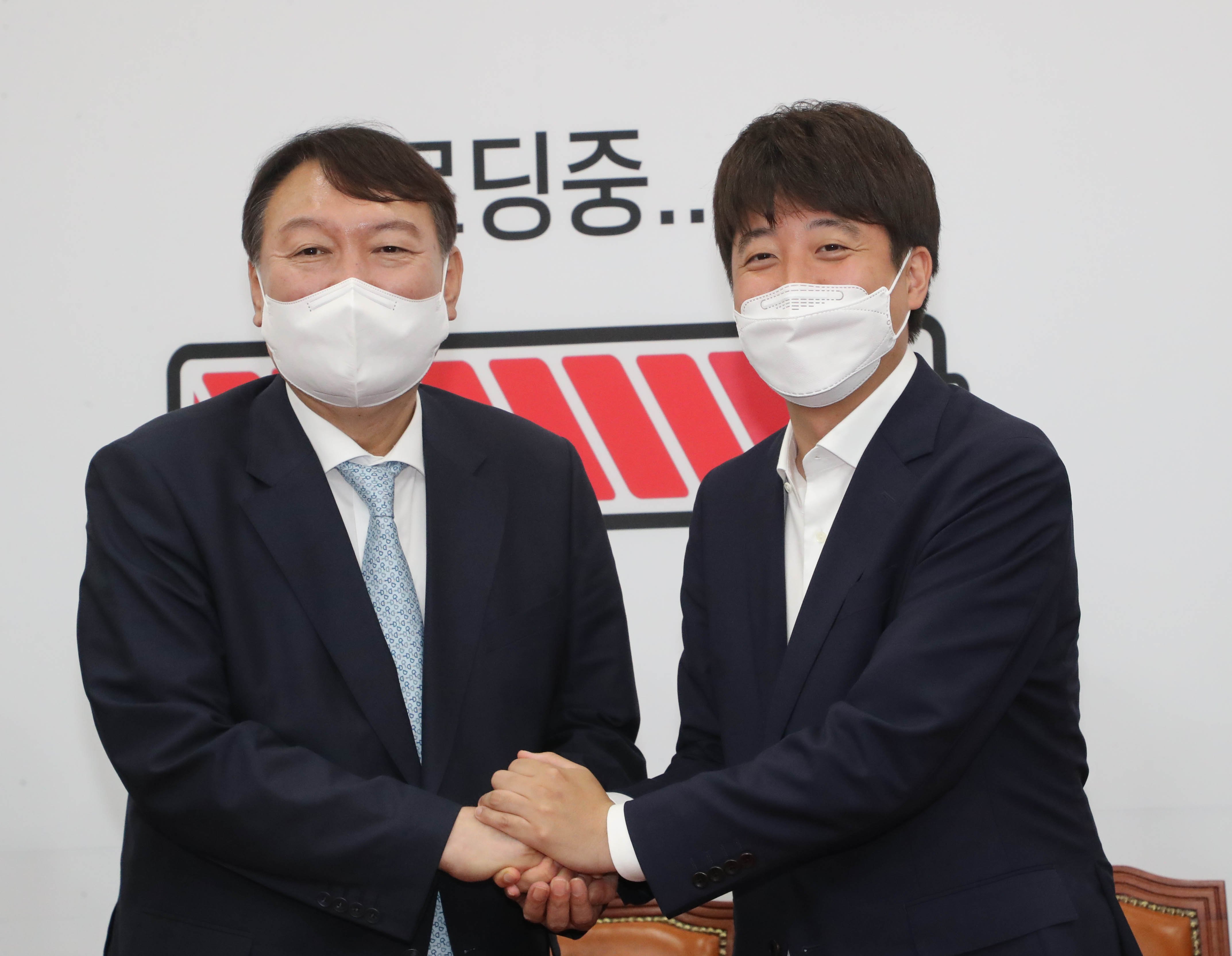  “페미니즘, 남녀 교제 막아”…윤석열, 황당한 저출생 문제 의식 ...