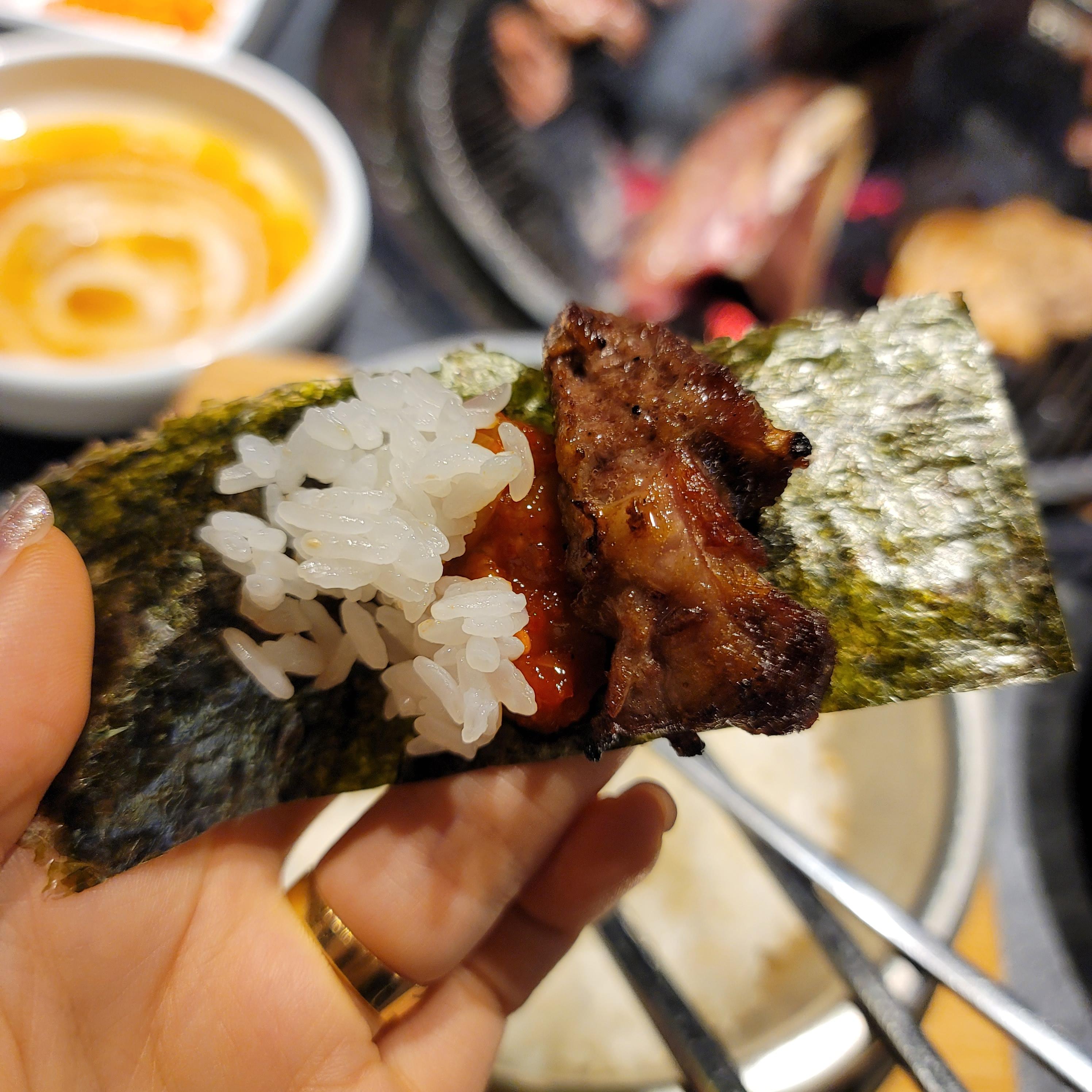 미역젓갈고기 먹기