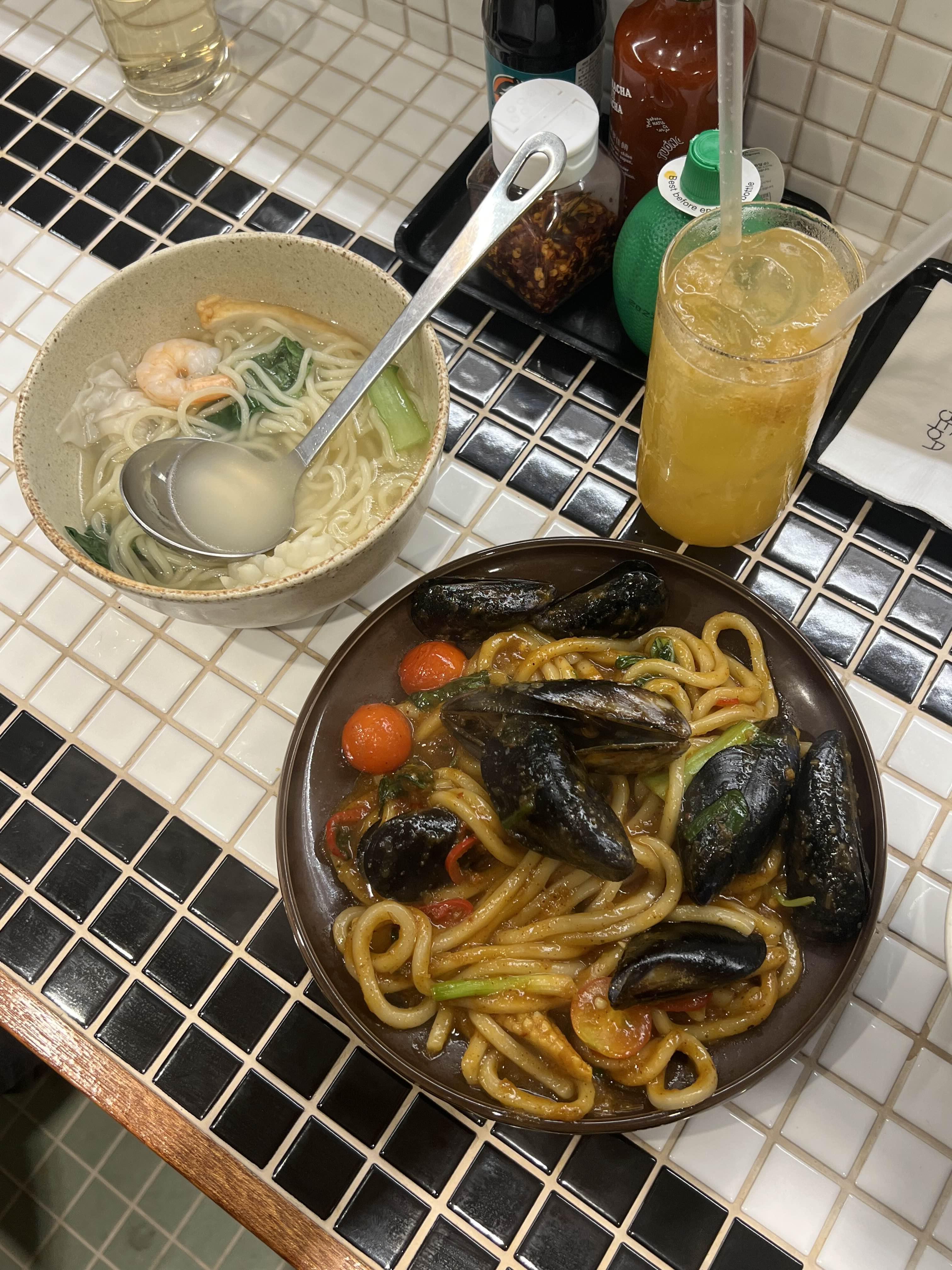 비파서울 완탕 똠얌 아시안 식당 서울숲 동남아음식점