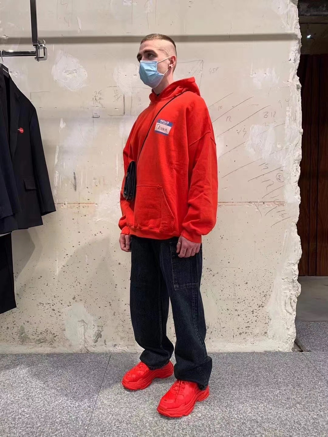 [BALENCIAGA] 발렌시아가 리미티드 에디션 시그니쳐 네임 스웨트 셔츠 후드 티셔츠 (2 COLOR)