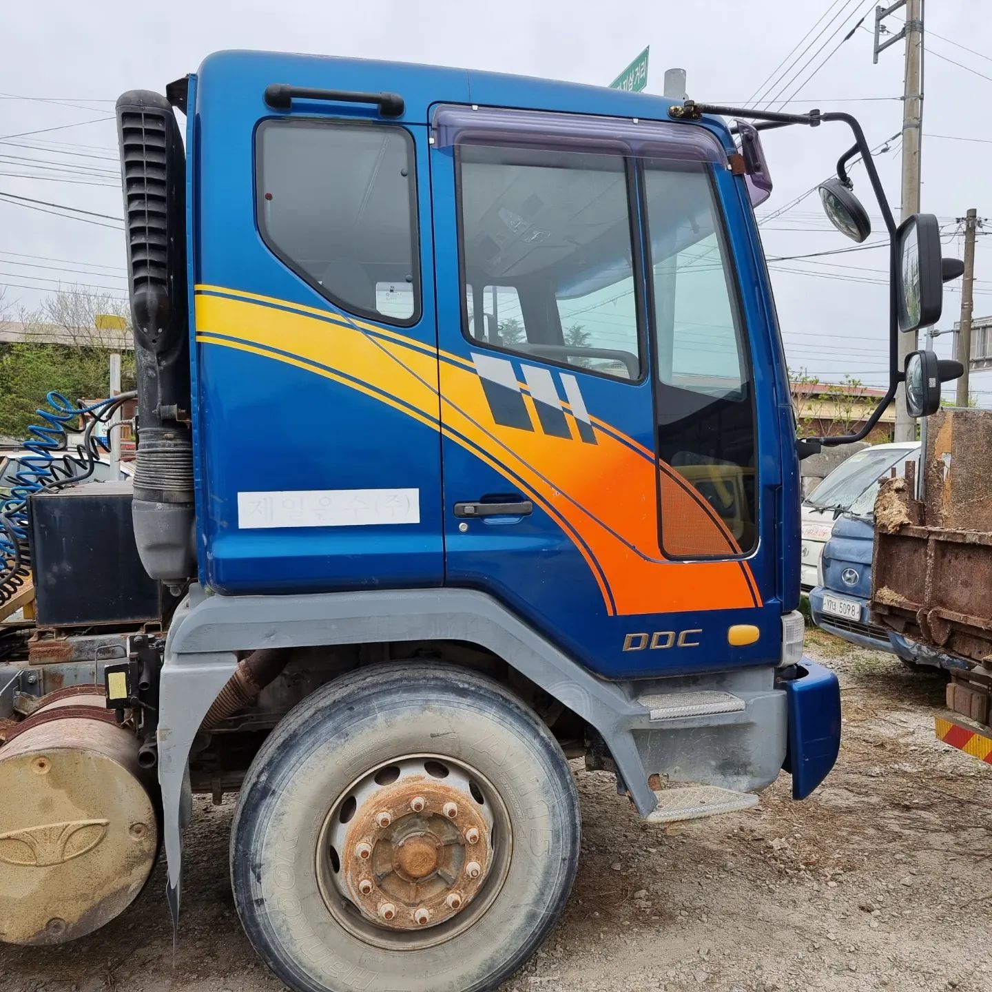  추레라 대우 DAEWOO 420  DDC 모델 2002년식 700만원 판매합니다.