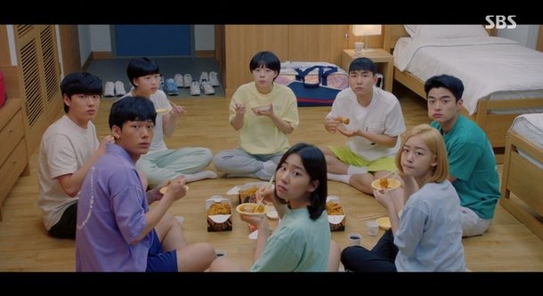 자연스럽게 이미지