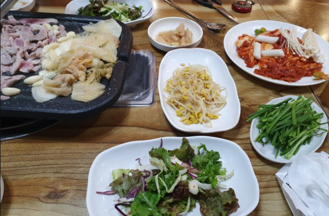 명품생오리 화명본점 사진 2