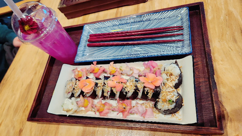 청양 카페 꽃이머무는자리 꽃김밥