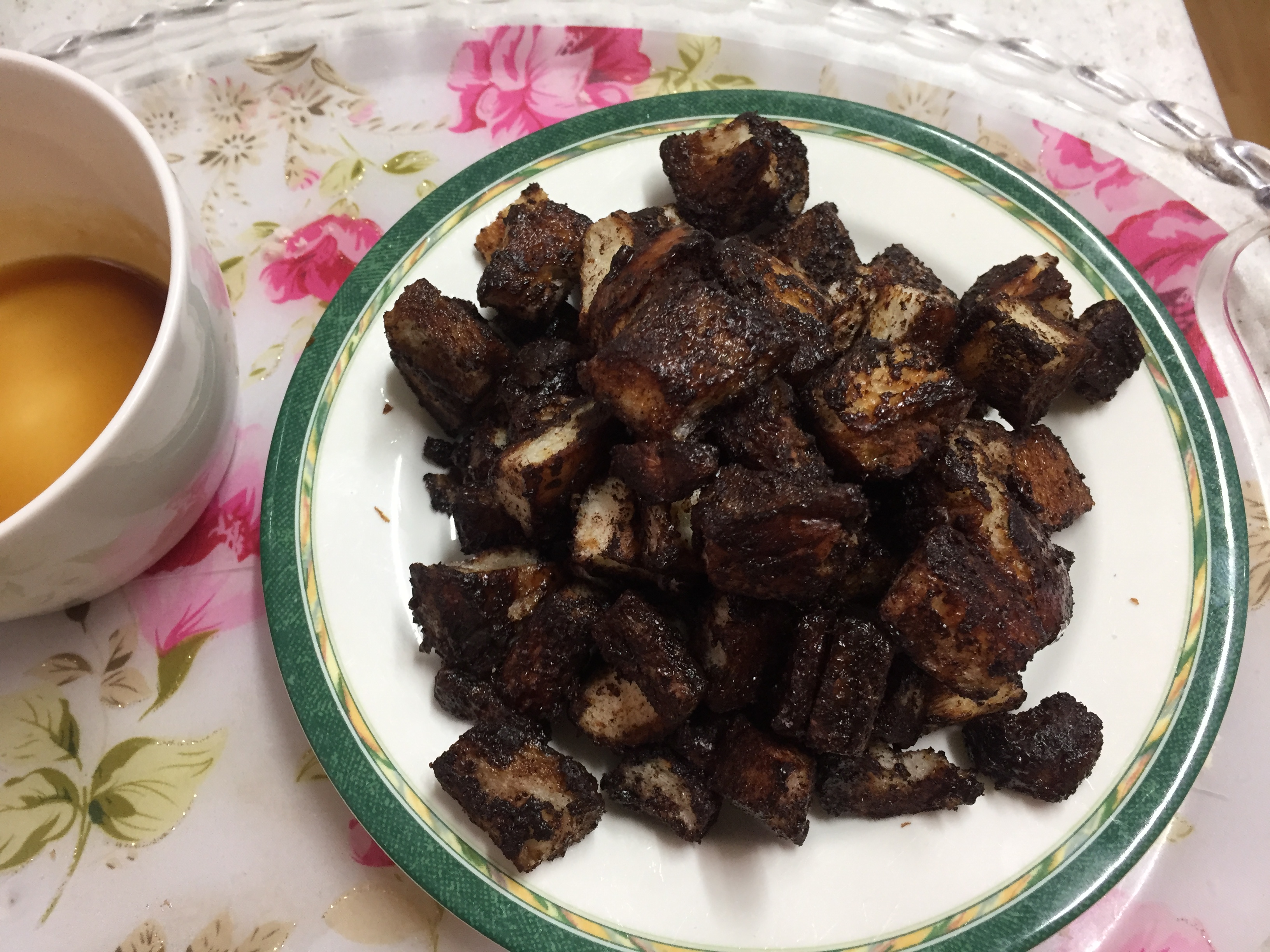  초카통? 맛있어서 욕나오는 초콜릿 카라멜 크루통