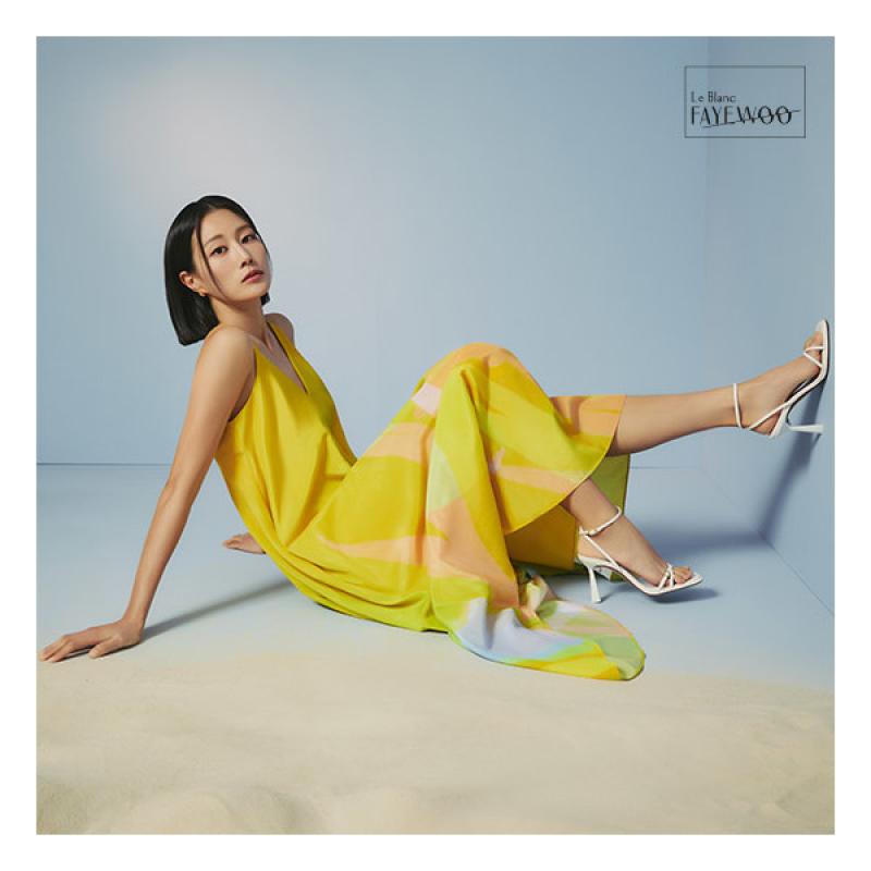르블랑페이우 바캉스 브이넥 원피스 23SUMMER