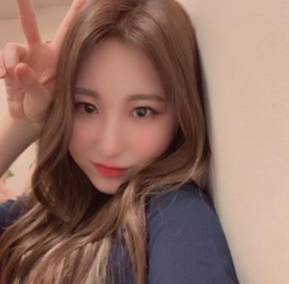  아이즈원 이채연 프로필 사진 춤 배경화면 나이 성형 키 학력 인스타