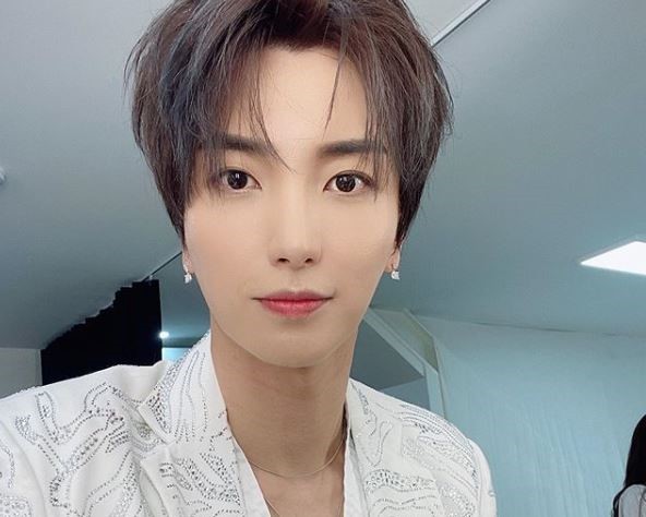  이특 화이자 부작용 대상포진 주장