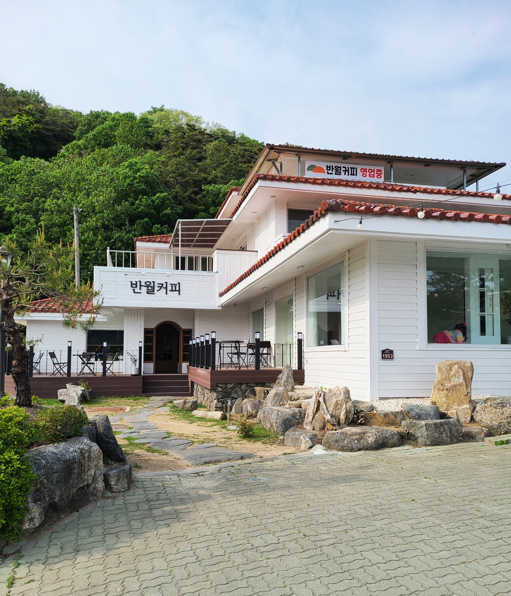  안동 독립운동기념관 옆 신상카페 반월커피