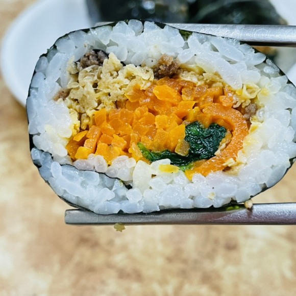 멸치국수 유부김밥. - 줄서기예약꼭하기 5