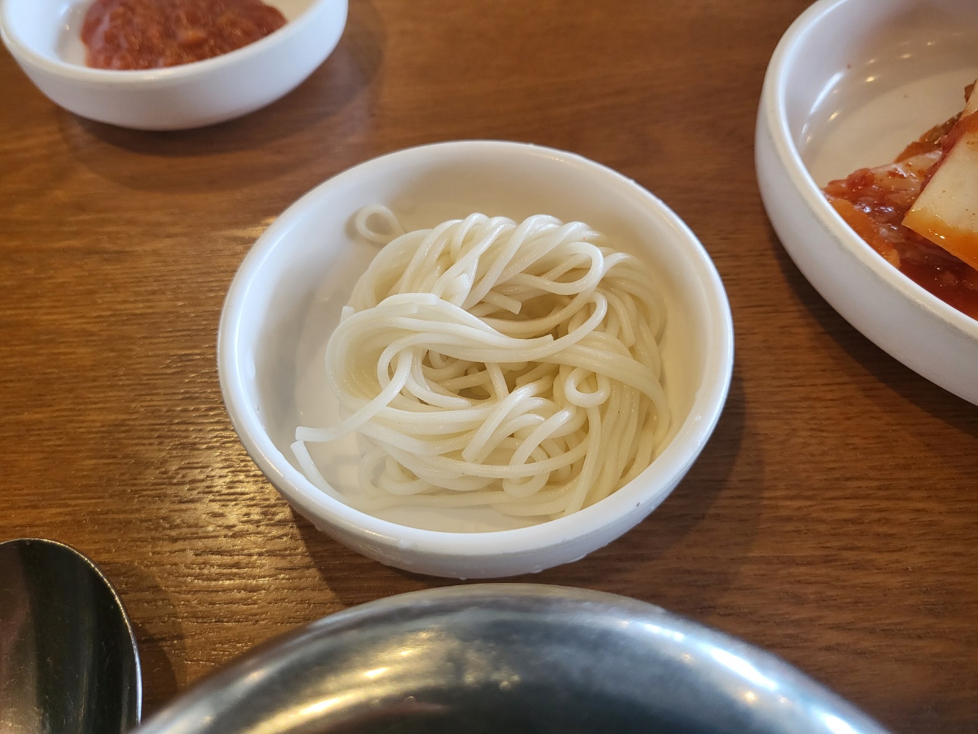 경자국밥 - 기본찬3
