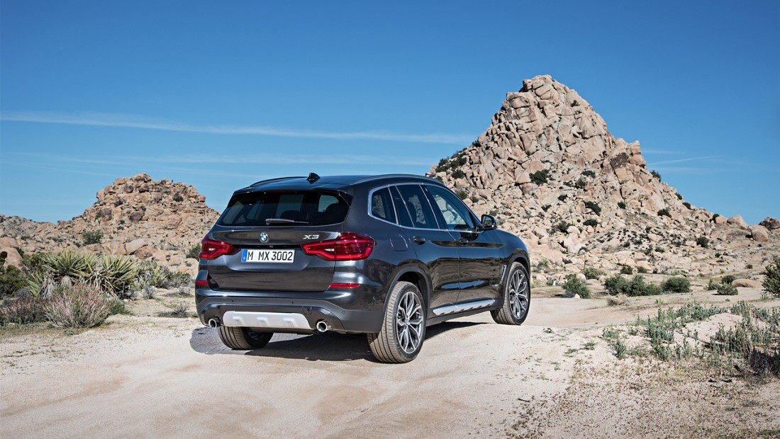 2022 BMW X3 페이스리프트 스파이샷