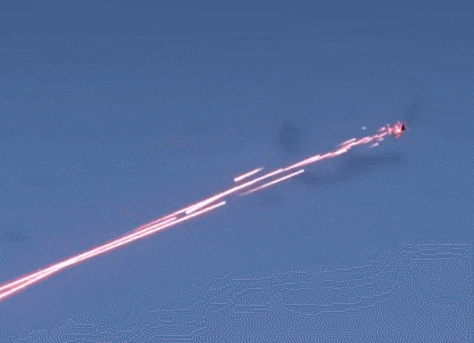  대공 탱크 vs 러시아 Su-27 - 공격헬기 - A-10 VIDEO: Anti-Air Tank vs Russian Su-27 - Attack helicopters - A-10