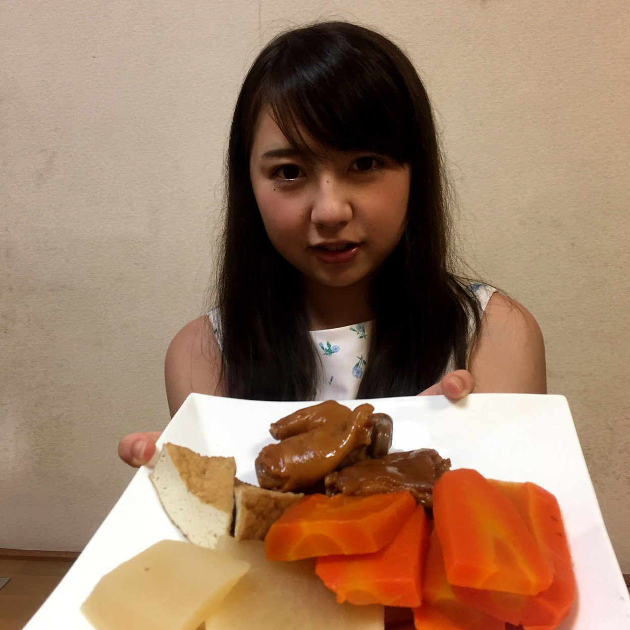 아리하나_모에_Ari_Hanamori_有花もえ