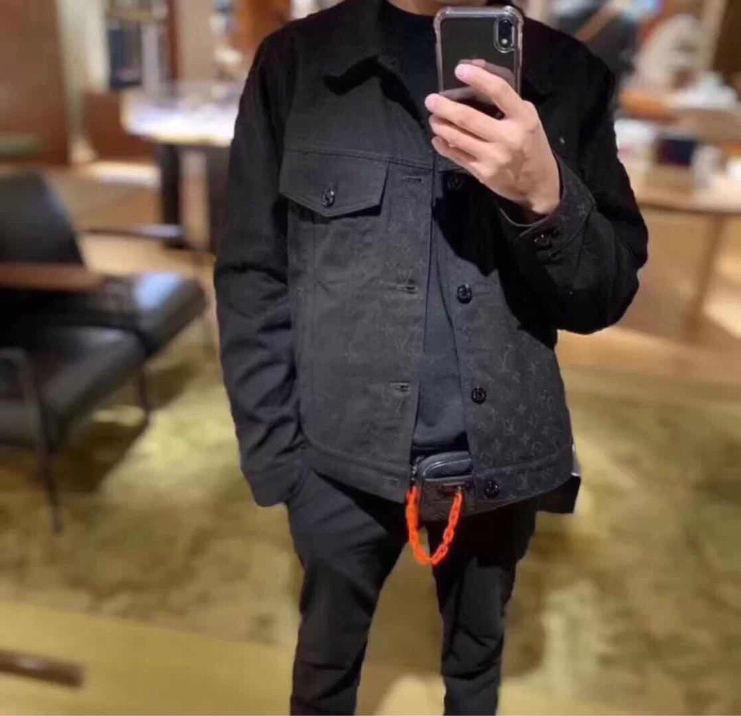  [LOUIS VUITTON] 루이비통 20SS 모노그램 트러커 데님 자켓 1A7RRQ