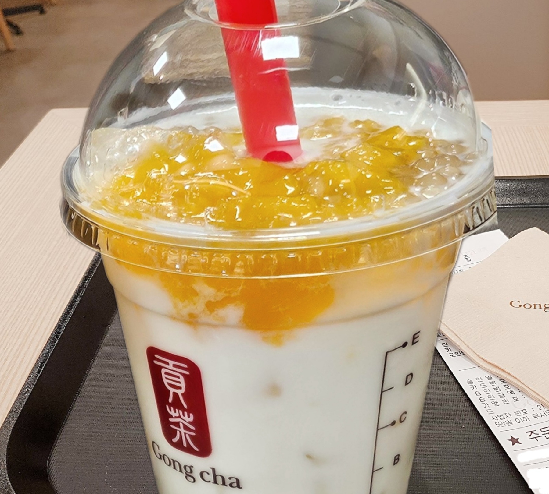  공차 미니펄 망고 & 딸기 신메뉴 4종 맛, 가격, 칼로리 정보 솔직리뷰 후기 / 공차 사고펄, 미니펄 망고 밀크