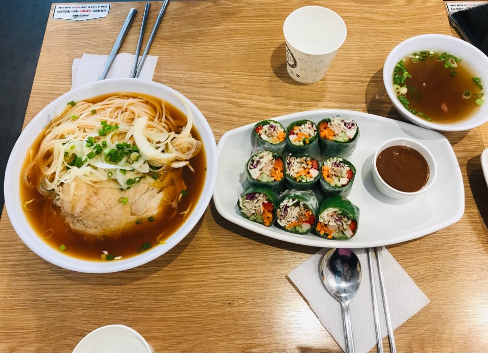  [오리역 포첸하우스]월남쌈과 닭쌀국수로 성공적인 다이어트 외식!