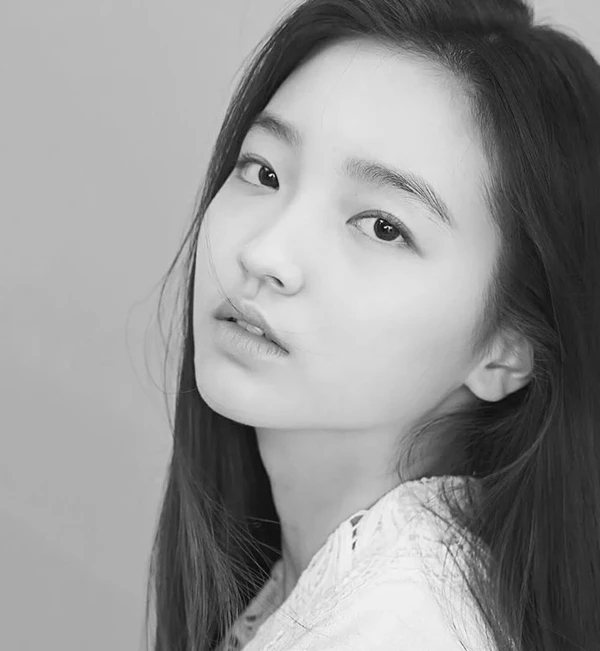  '지금 우리 학교는'에서 미혼모 역 맡았던 이채은, 연세대 합격하고 올린 참고서 인증샷 관심 폭발