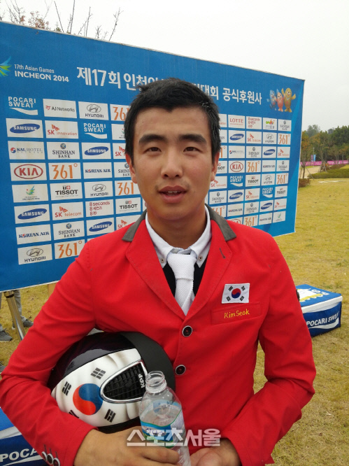 협박호소, 불륜 혐의 ('김석'으로 추정, 프로필, 아버지 김기오) 아역배우 출신 승마 국가대표 출신, 전 여자친구 동영상 5