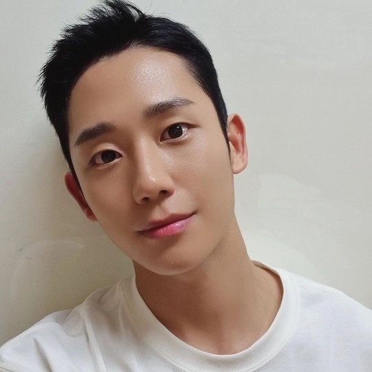  정해인, 오늘도 완벽! 비주얼 뽐낸 훈훈함 [사진]
