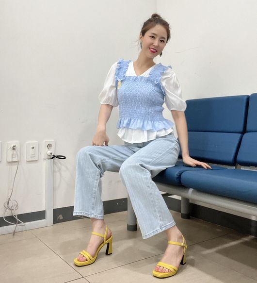  코요태 신지, 얇은 팔뚝에 나노 발목 다이어트 효과 제대로네