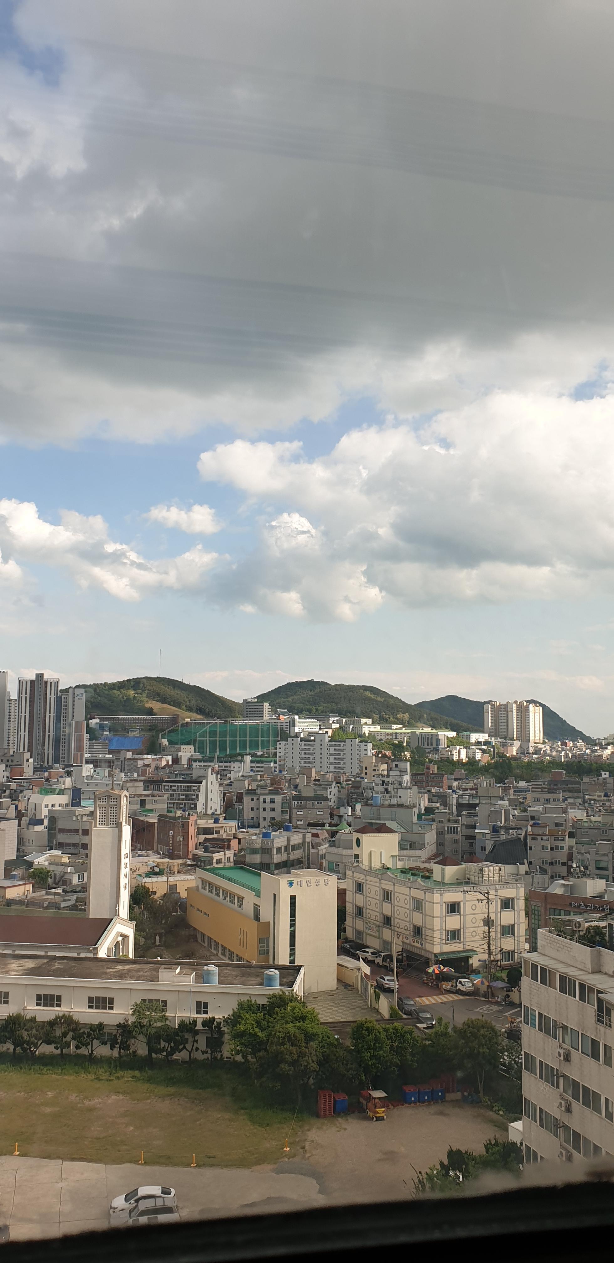  2021년 5월1일 부산날씨 /서울날씨 / 오늘부산날씨 / 오늘맑음 / 오늘부산날씨 / 부산황사