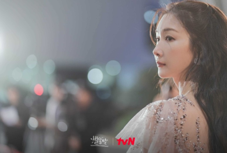 별똥별 드라마 정보 속 인물들이 궁금해요! tvN 금토드라마 별똥별 드라마 정보 속 인물들이 궁금해요! tvN 금토드라마