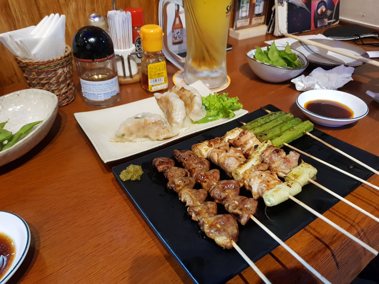 호치민 1군 레탄톤 이자카야 TORASAN - 완벽한 술 안주