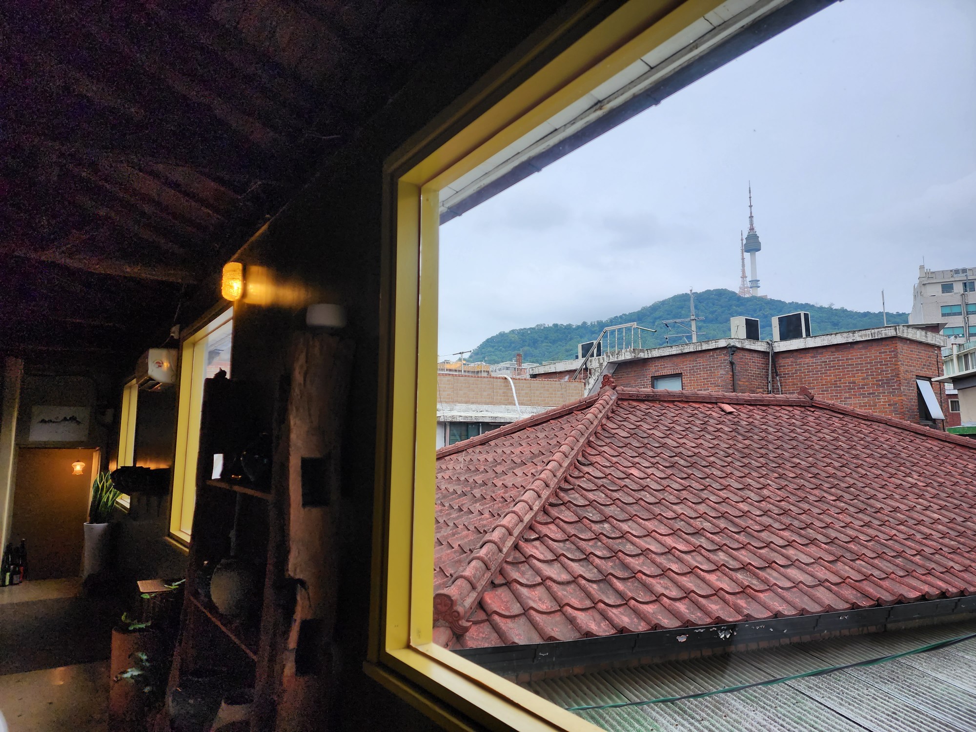 오오미미 창문