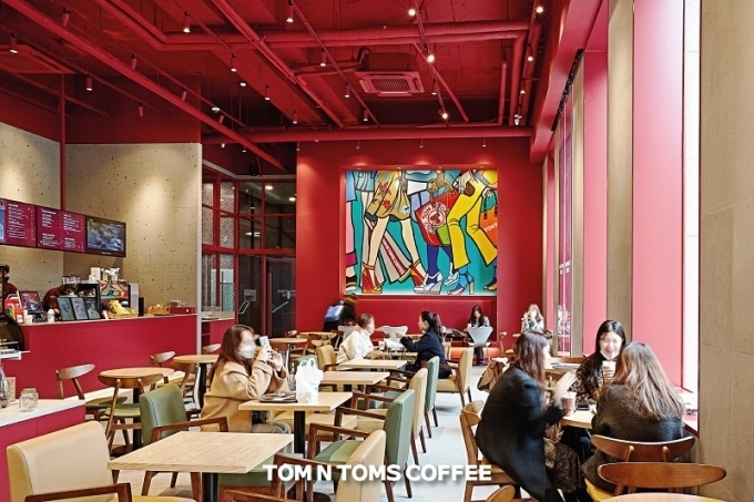탐앤탐스(외부) 이미지