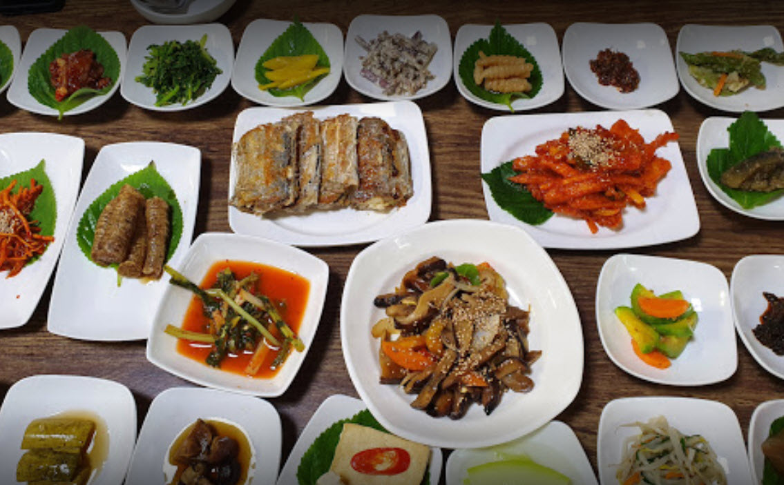  김영철 동네한바퀴 합천 가야산 자연산 송이 버섯국 한상 맛집 위치