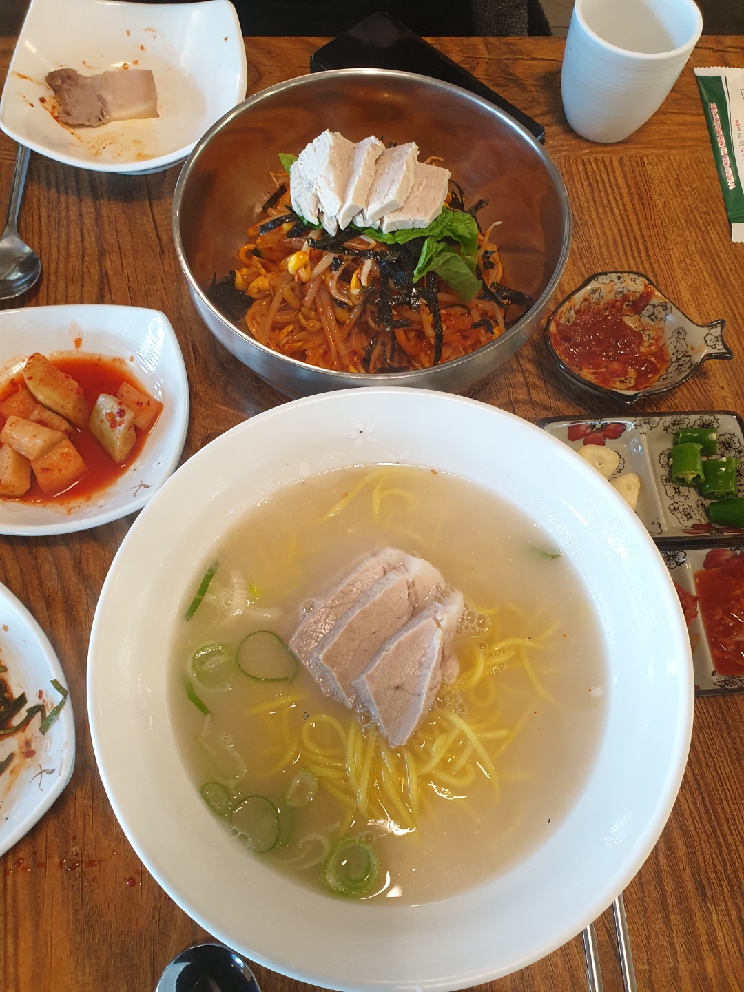  제주도 서귀포 여행 맛집 : '앙끄레국수' :: 고기국수, 비빔국수, 수육 찐 맛집 강력추천 !