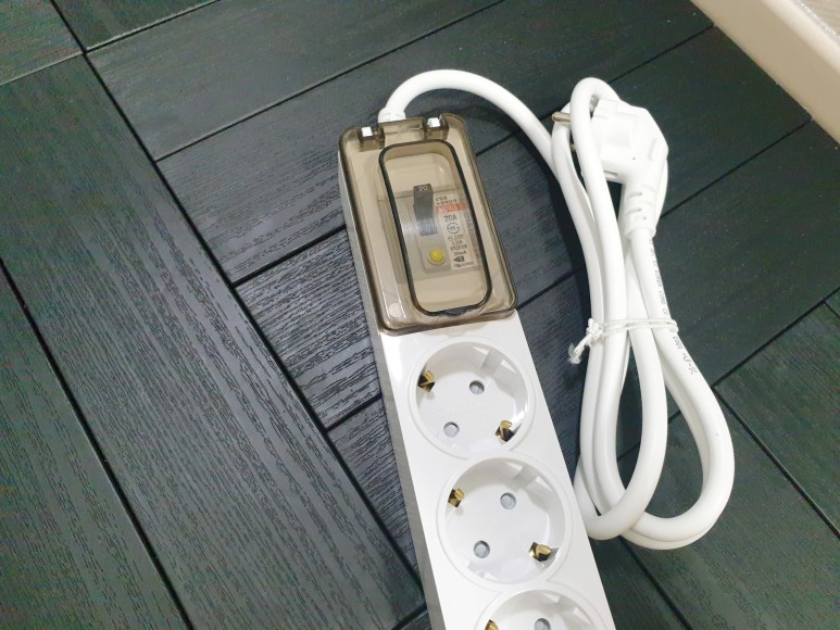 대용량이라 마음이 놓여요! 고용량멀티탭 고전력 19