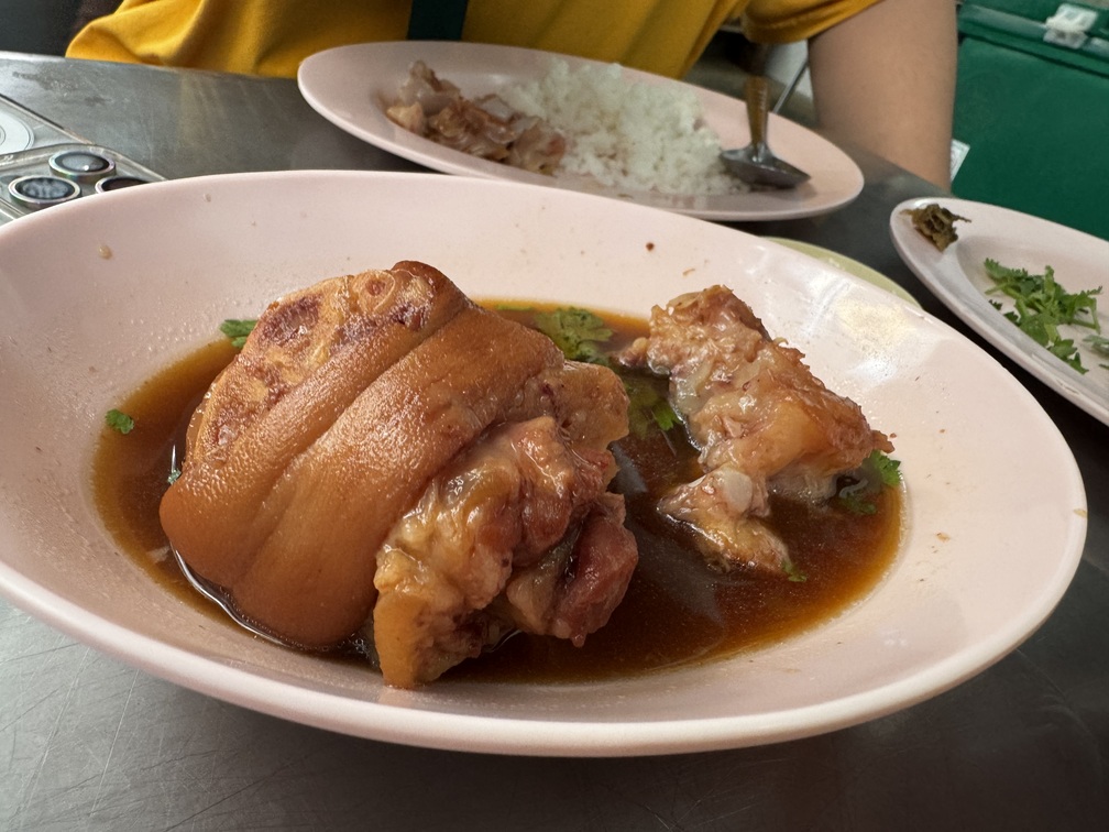 짜런쌩실롬