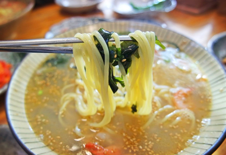 제주 성게국수