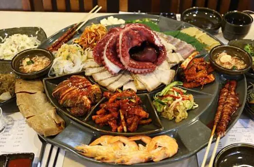 칡산에황제보쌈 곤드레돌솥밥 오금점