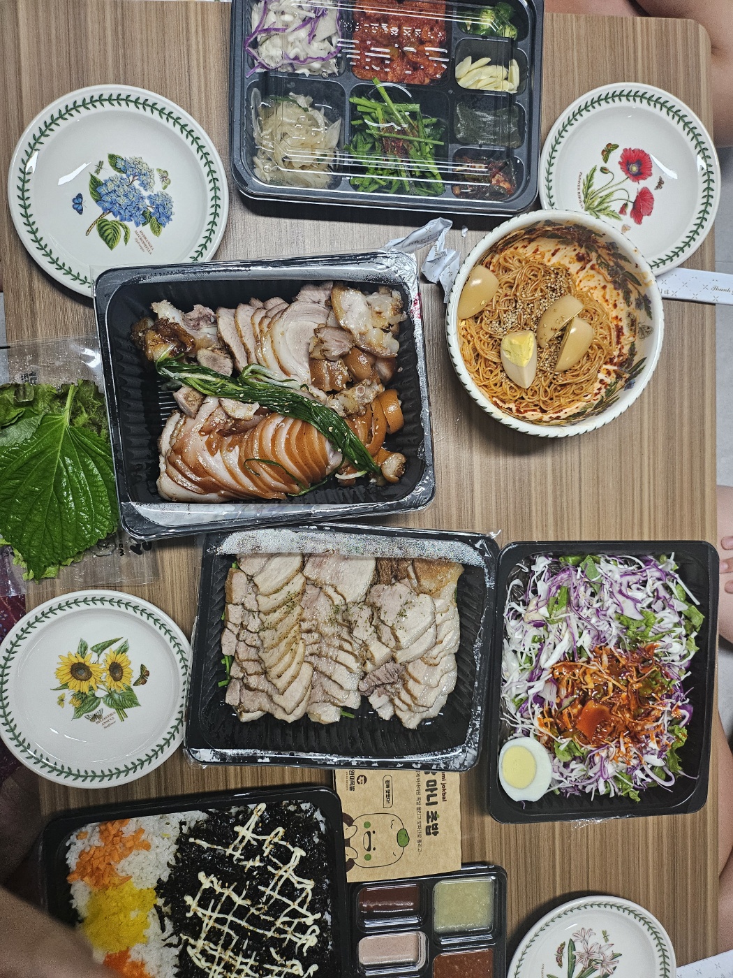 완미족발 이미지