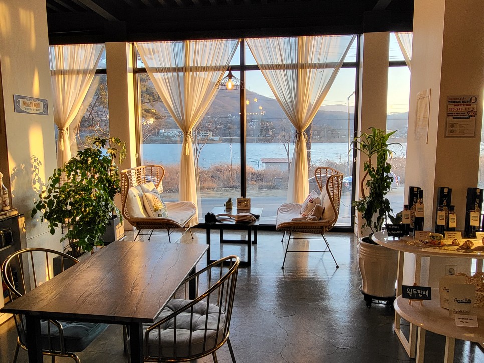 핸드드립 빠빠에피에서 맛있는 커피와 디저트를~ 17