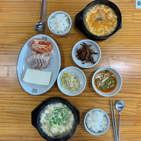  한라산 산기슭에 자리잡은 제주도민들의 숨은 맛집! "돈내코순두부"