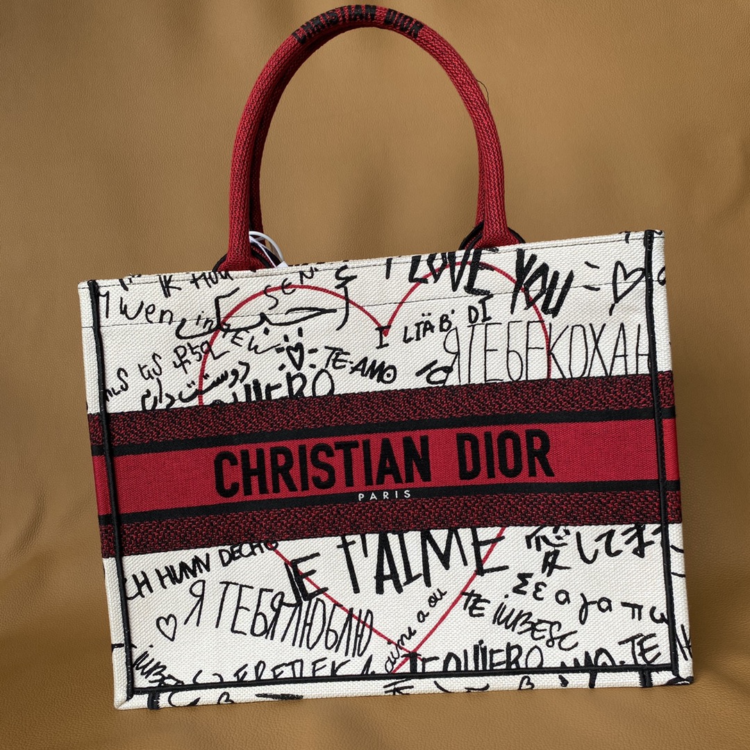  [DIOR] 디올 아모르 그래피티 스몰 북토트백 M1296ZBBF_M941