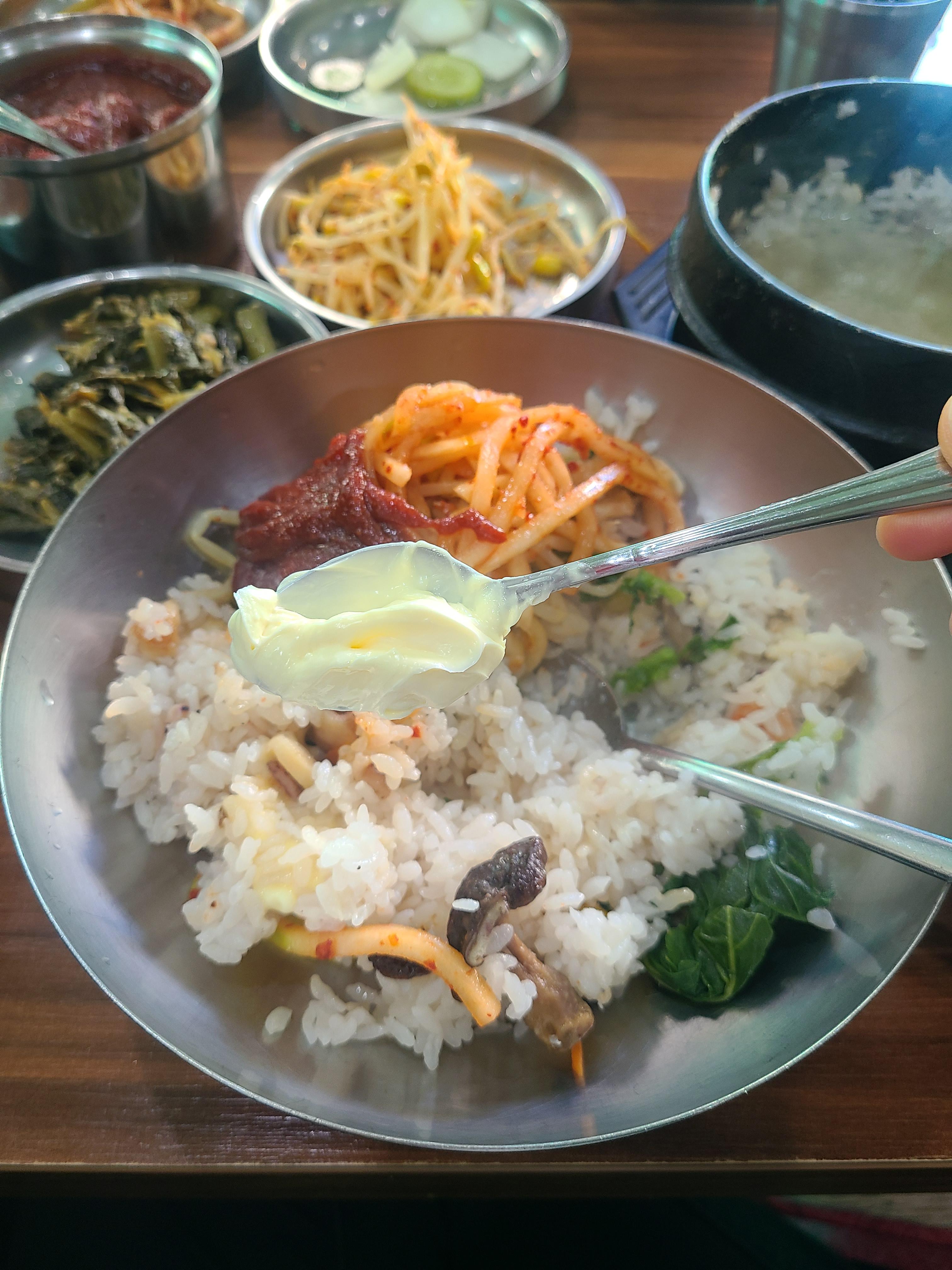  [구로] 마가린을 넣은 추억의 비빔밥을 먹을 수 있는, 만복영양솥밥