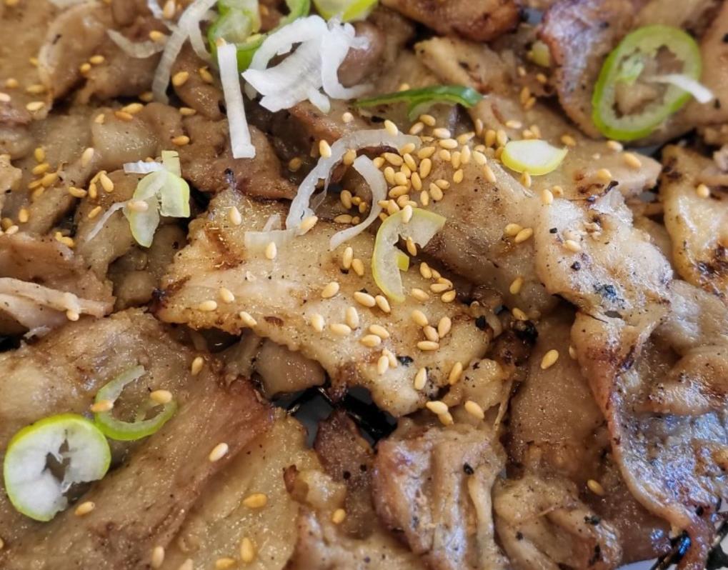 먹음직스럽게 잘 구워진 오늘N 석쇠불고기한상