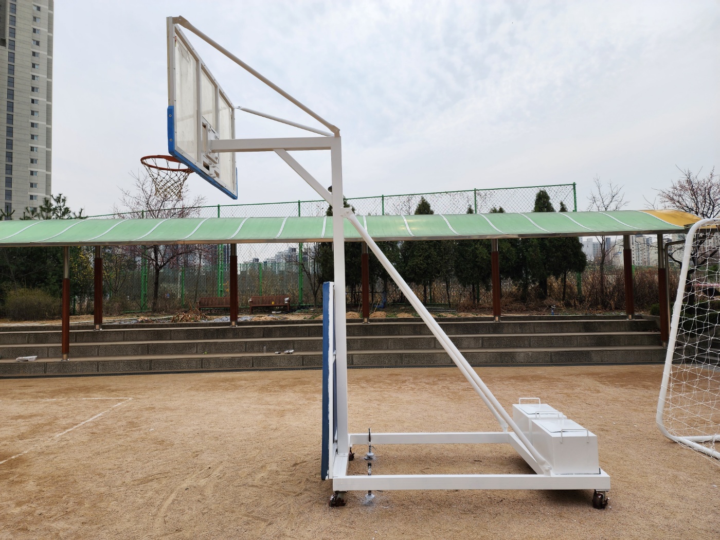  [날개스포츠] 화성반월중학교 농구대 도색, 농구골대 도색 작업