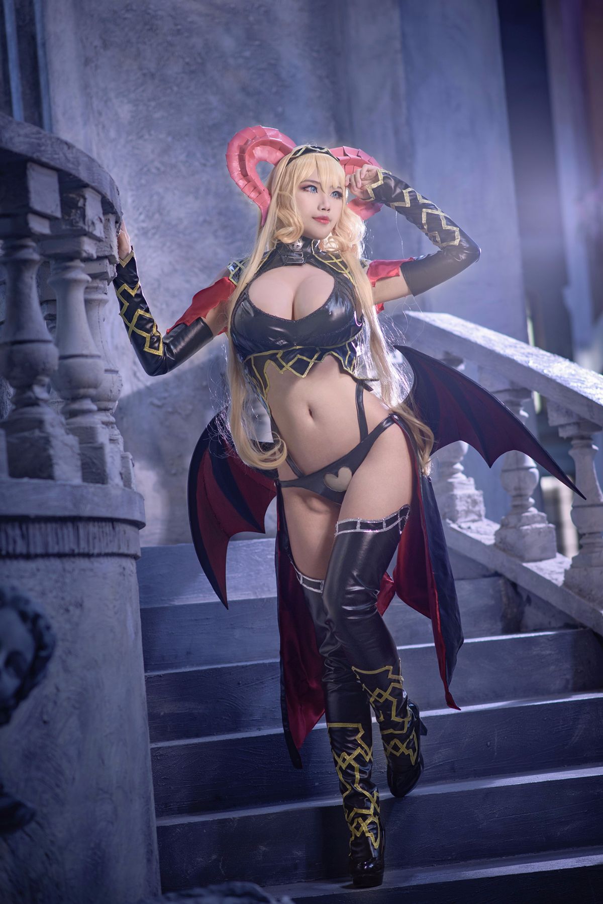 voluptuous cosplay glamour